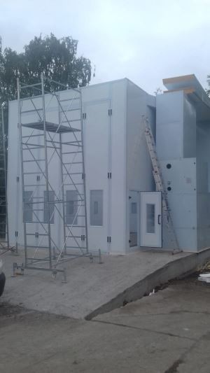 10M الجيش رذاذ بوث في رومانيا